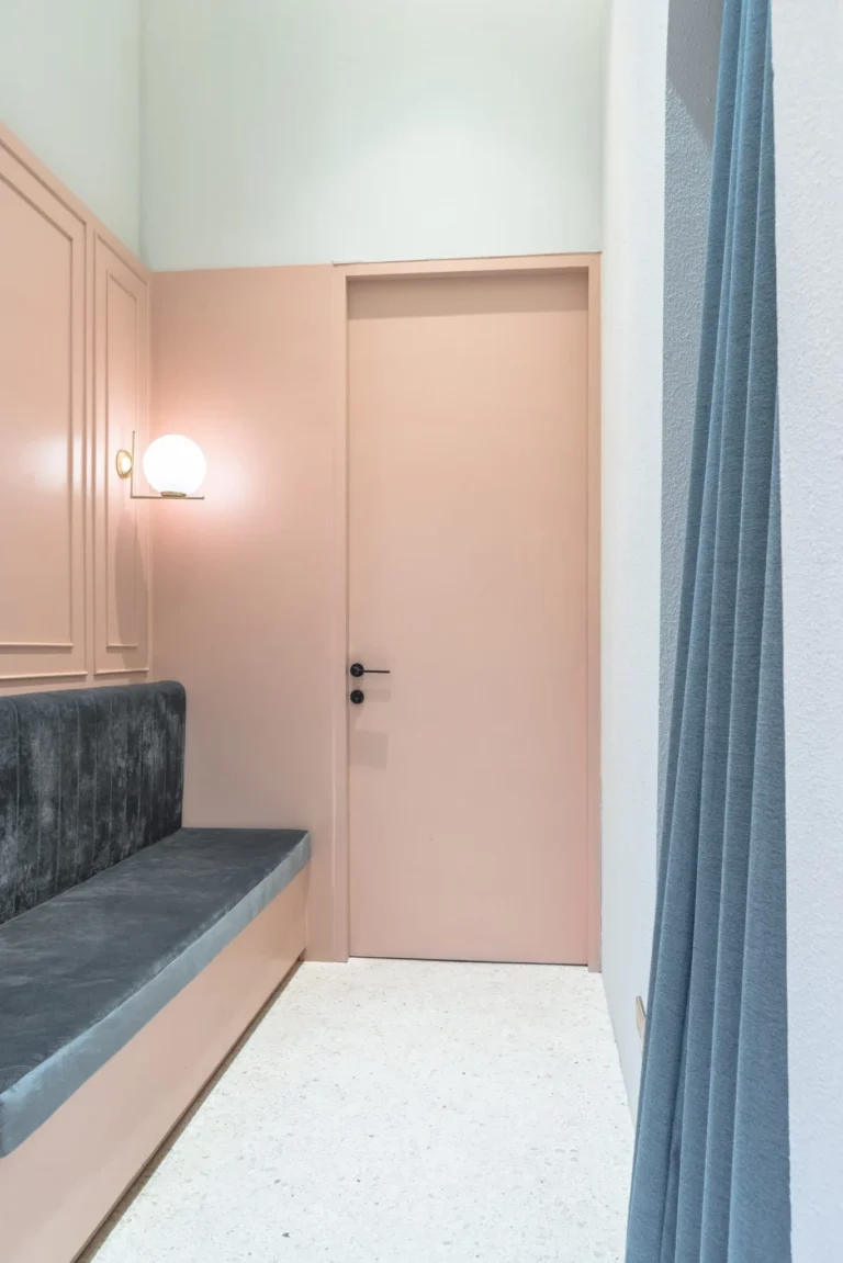 Claire iconsiam 0001