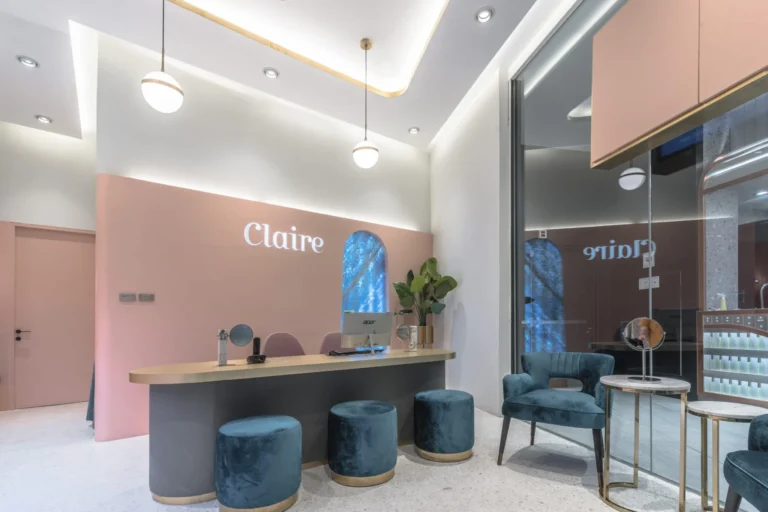 Claire iconsiam 0008