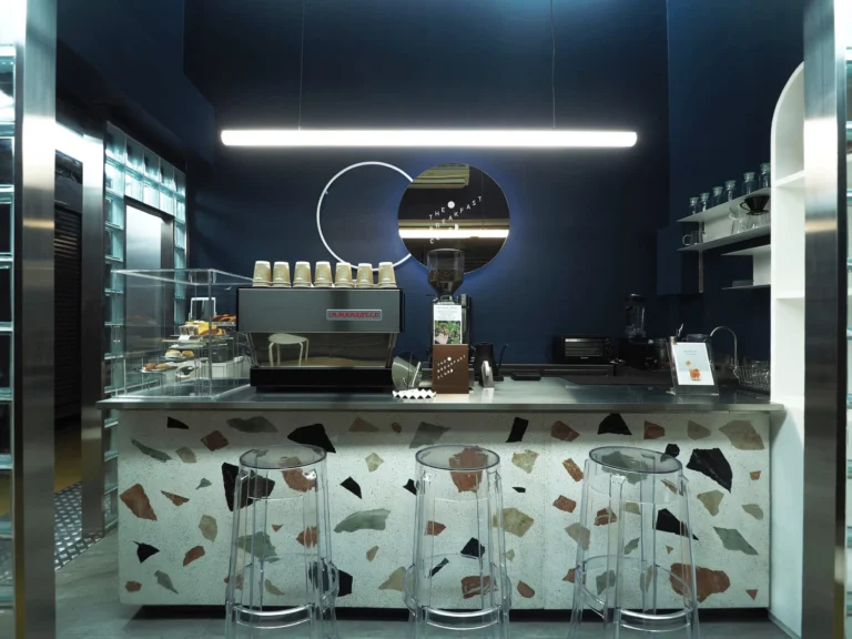 90991103 2951058624983464 5680606531184230400 n