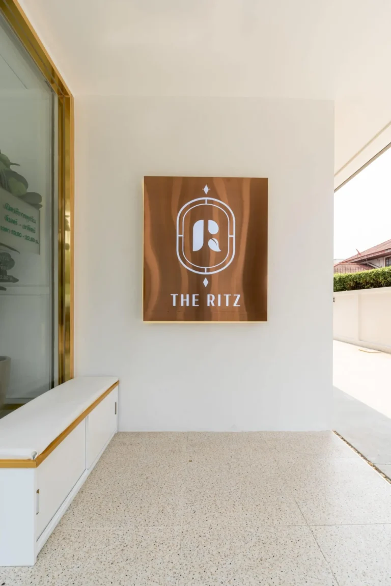 The ritz 0026