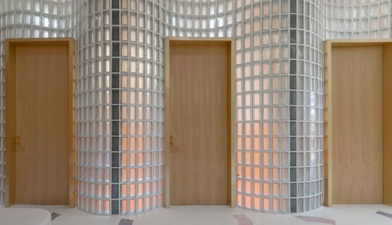 Aa+a claire central chidlom 2048 04