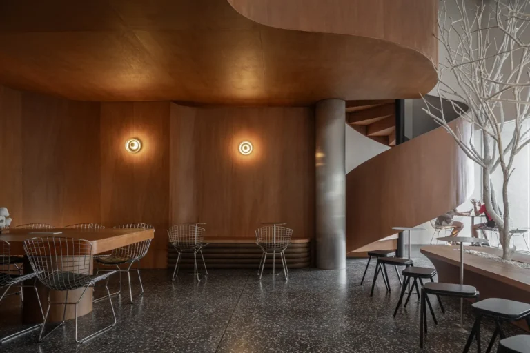 434313569 956747452993875 5775074841020304290 n