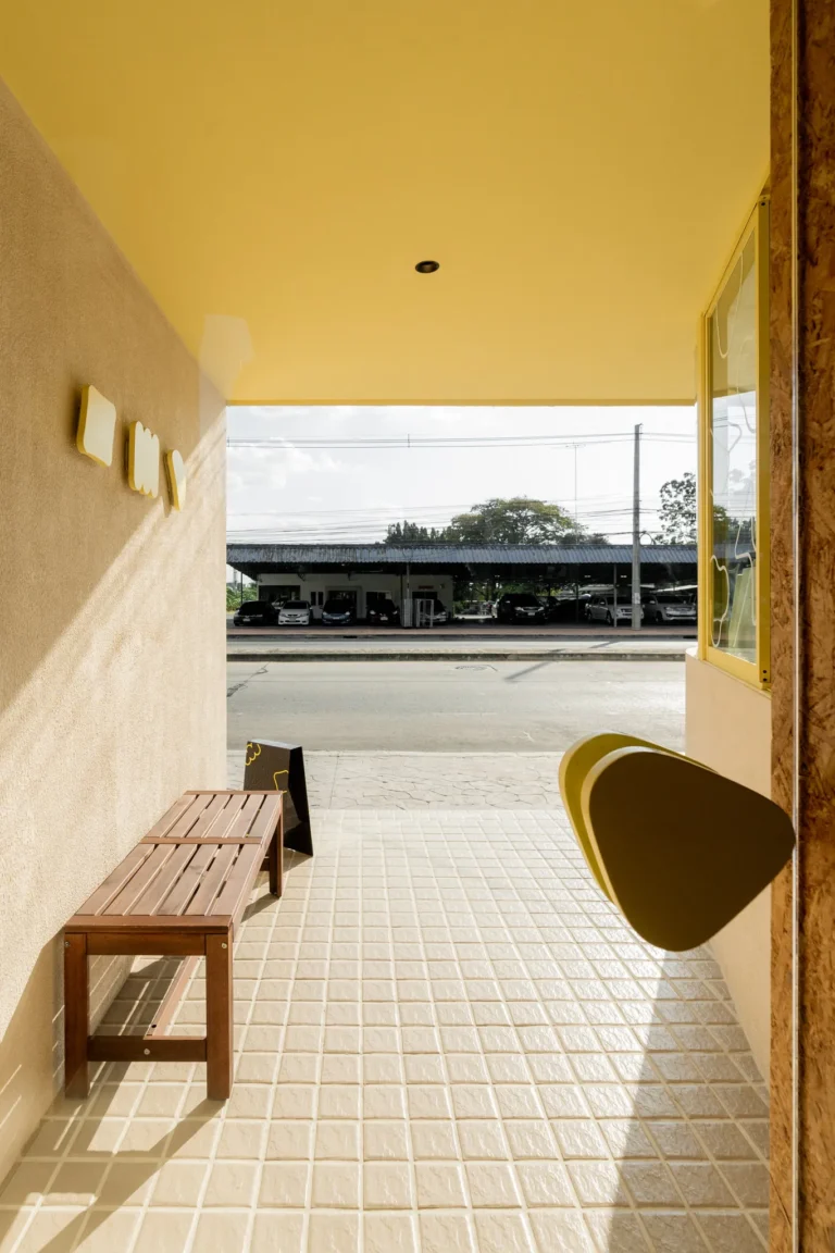 Sixteencroissant (12)