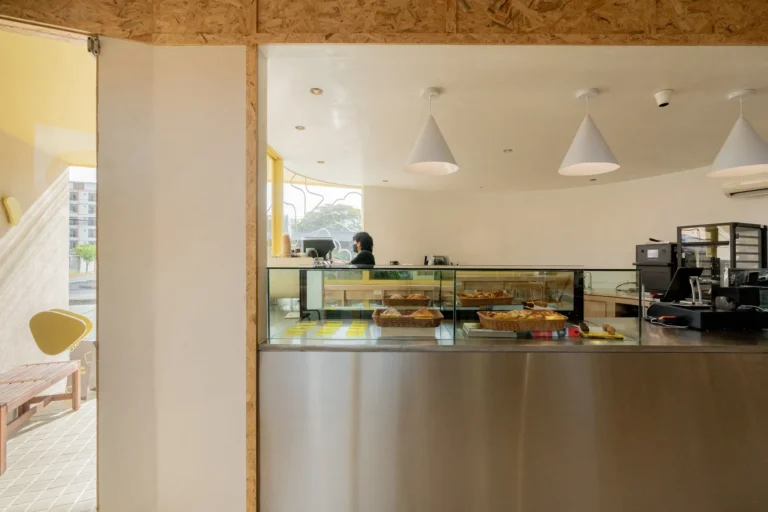 Sixteencroissant (33)