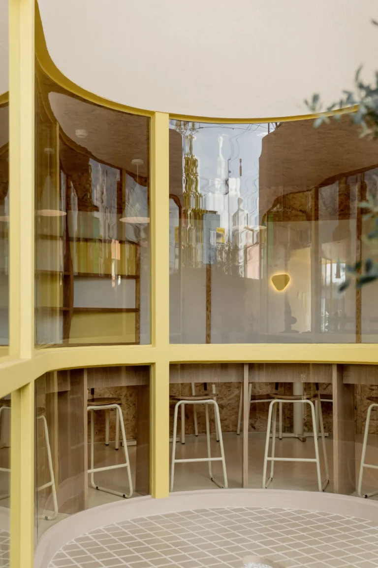 Sixteencroissant (34)